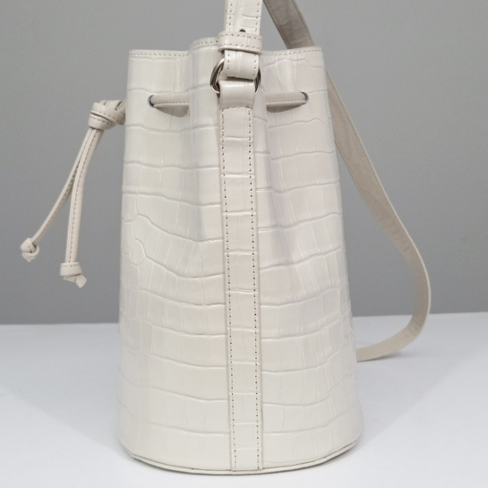 SEZANE FARROW CROSSBODY BUCKET BAG IN ECRU CROCO PRINT LEATHER - Picture 6 of 9